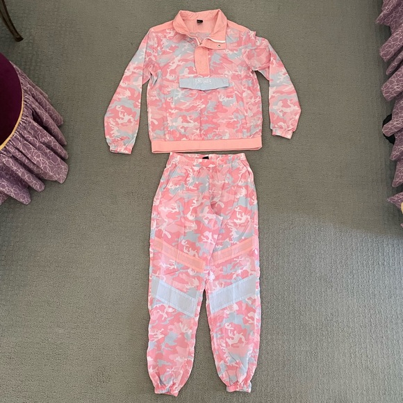 The Kylie Shop Camp Anorak Pink Candy Woodland Camo Set - Picture 4 of 13